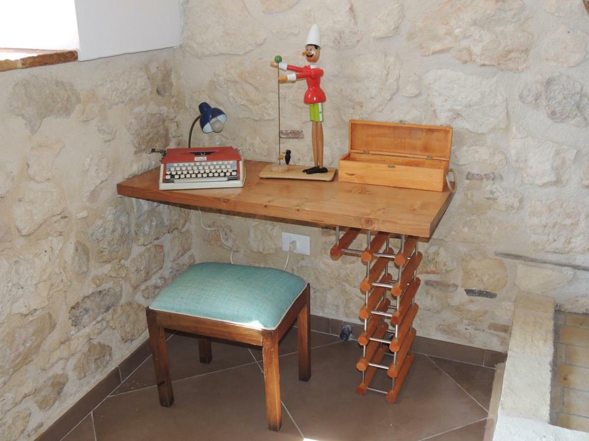 Picchio&Pinocchio Guest House Сулмона Екстериор снимка