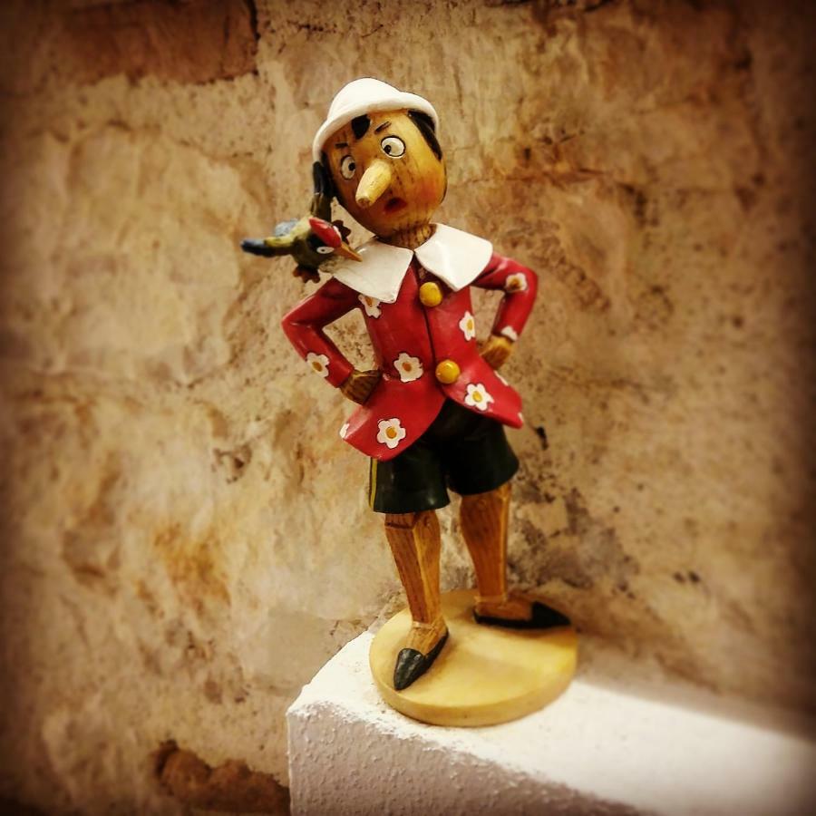 Picchio&Pinocchio Guest House Сулмона Екстериор снимка